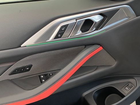 Used 2025 BMW 440i xDrive Coupe w/ Premium Package image 22