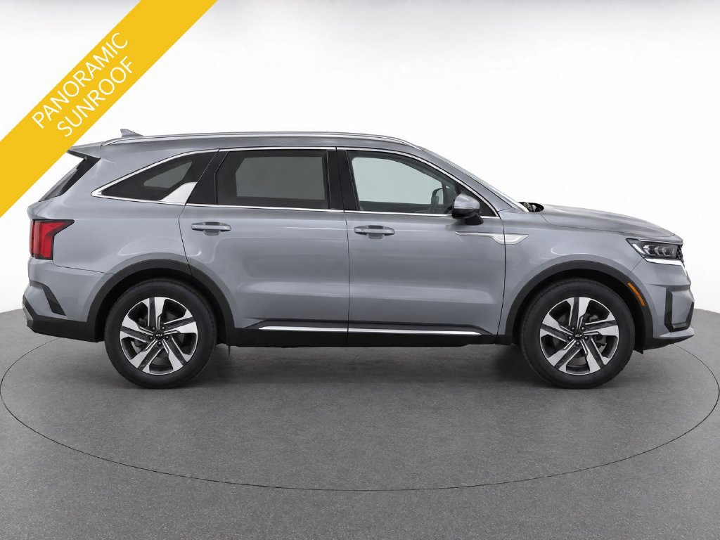 Certified 2023 Kia Sorento SX Prestige w/ Panoramic Sunroof Package AWD/4WD image 9