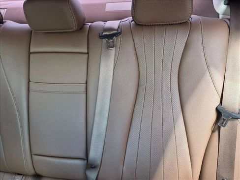 Used 2017 Mercedes-Benz E 300 image 14