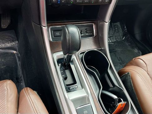 Used 2020 Subaru Ascent Touring w/ Popular Package #3 AWD/4WD image 17