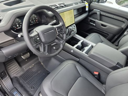 New 2026 Land Rover Defender 110 X AWD/4WD image 10