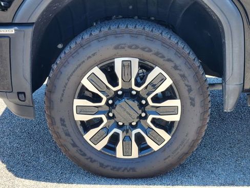 Used 2025 GMC Sierra 2500 Denali Ultimate AWD/4WD image 8