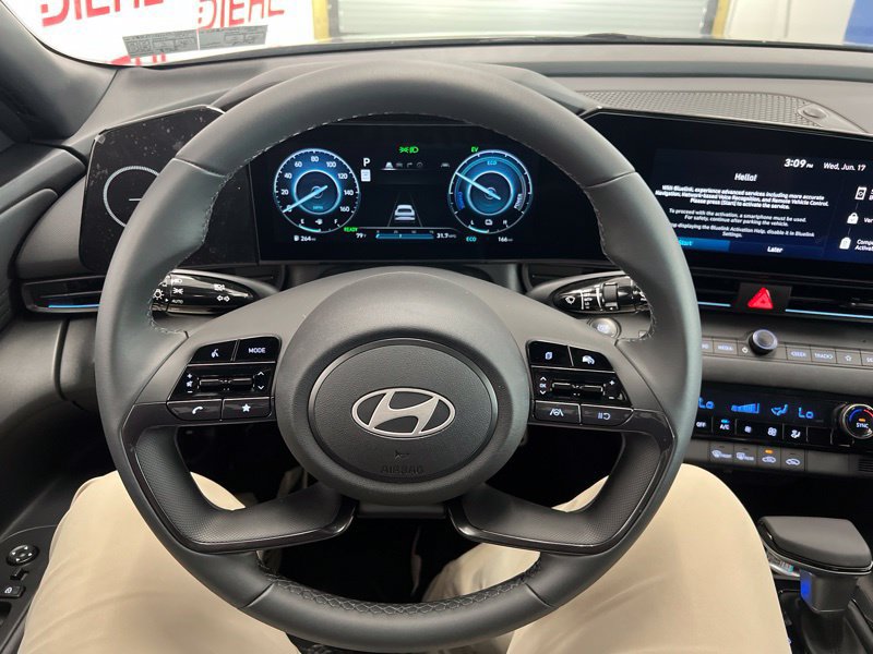 New 2026 Hyundai Elantra SEL FWD image 23