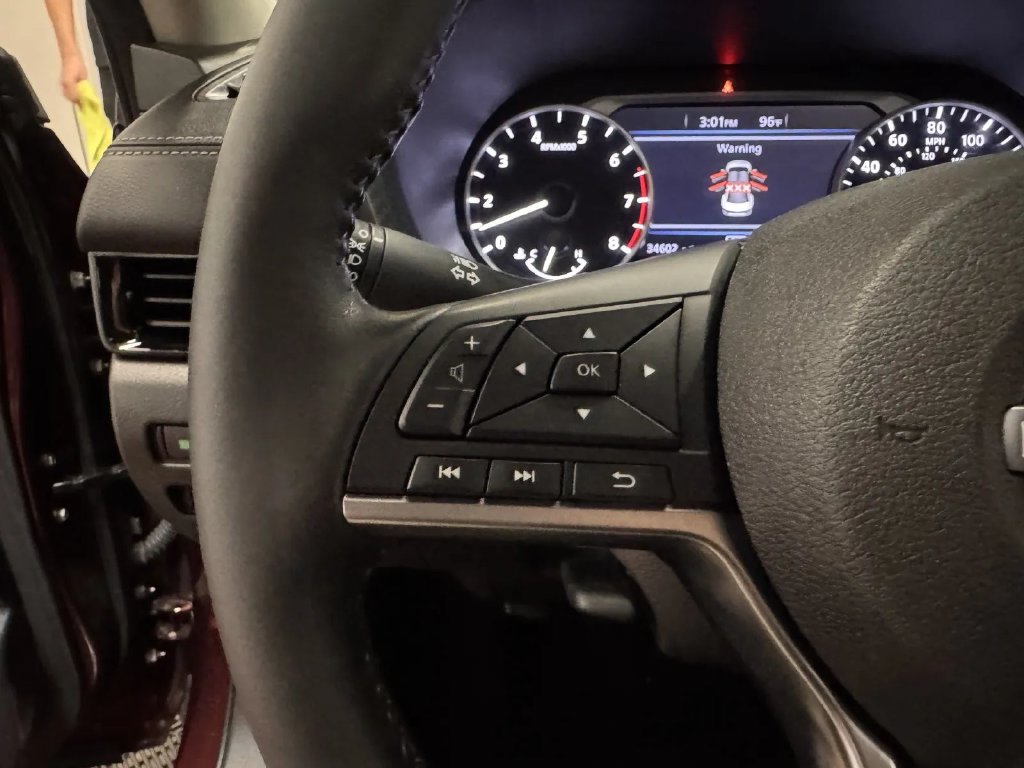 Used 2025 Nissan Sentra SV w/ All-Weather Package FWD image 19