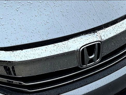 Used 2017 Honda Accord LX image 19