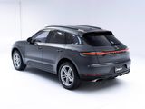 Certified 2021 Porsche Macan image 3