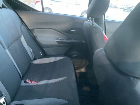 Used 2020 Nissan Kicks SV image 4