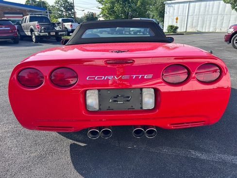Used 2004 Chevrolet Corvette Convertible w/ Preferred Equipment Group RWD image 4