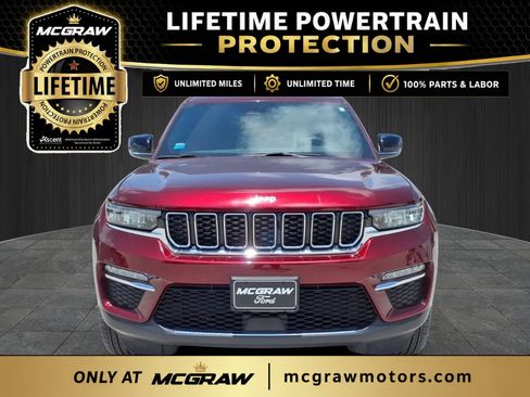 Used 2025 Jeep Grand Cherokee Limited RWD image 4