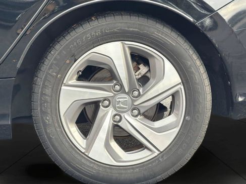 Used 2019 Honda Insight EX image 11