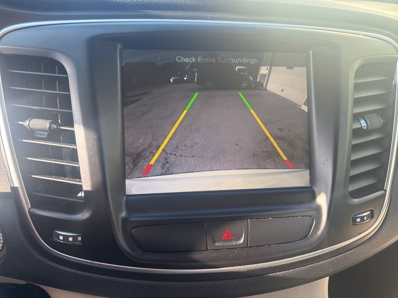 Used 2017 Chrysler 200 Limited Platinum FWD image 20