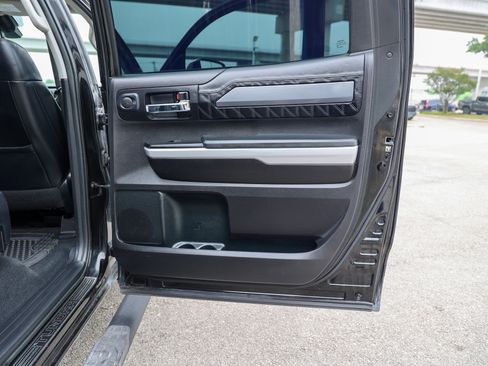 Used 2018 Toyota Tundra Platinum AWD/4WD image 43
