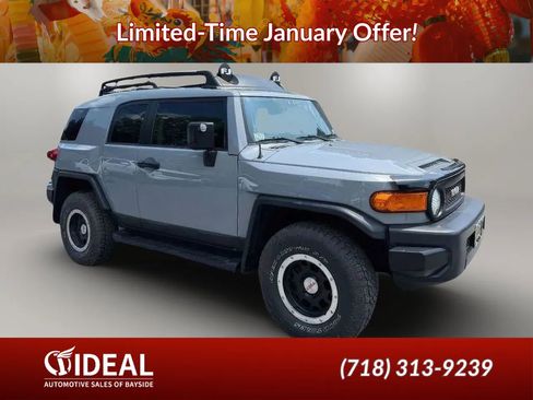 Used 2013 Toyota FJ Cruiser 4WD image 1