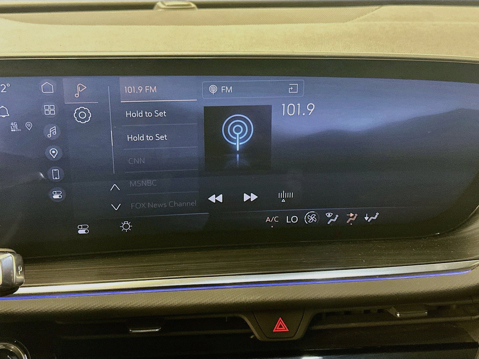 Used 2024 Buick Envision Preferred AWD/4WD image 21