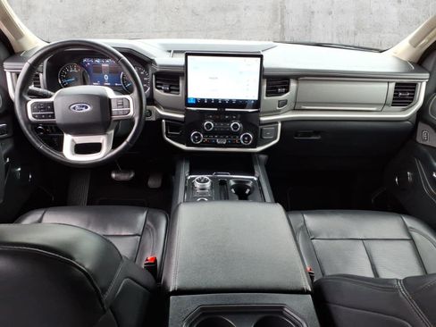 Used 2024 Ford Expedition XLT AWD/4WD image 5