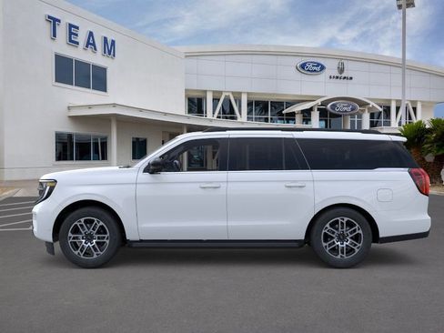 New 2026 Ford Expedition Max Active AWD/4WD image 3