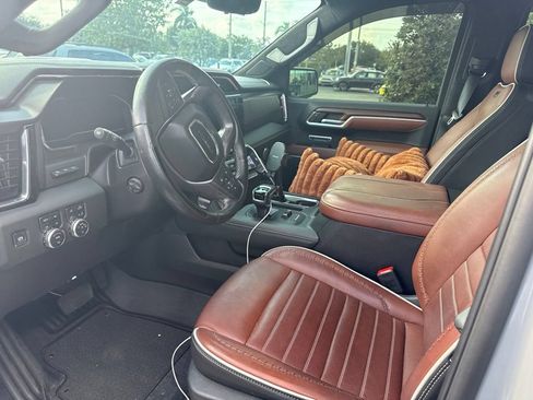 Used 2025 GMC Sierra 1500 Denali Ultimate AWD/4WD image 3