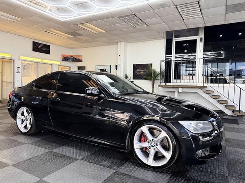 Used 2012 BMW 335i Coupe RWD image 3