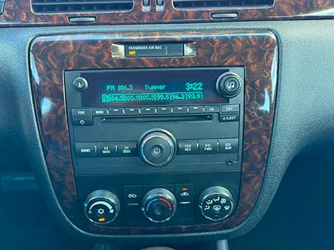 Used 2015 Chevrolet Impala Limited LS FWD image 15