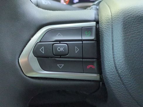 Certified 2026 Jeep Compass Latitude AWD/4WD image 24