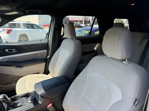 Used 2018 Ford Explorer 4WD image 10