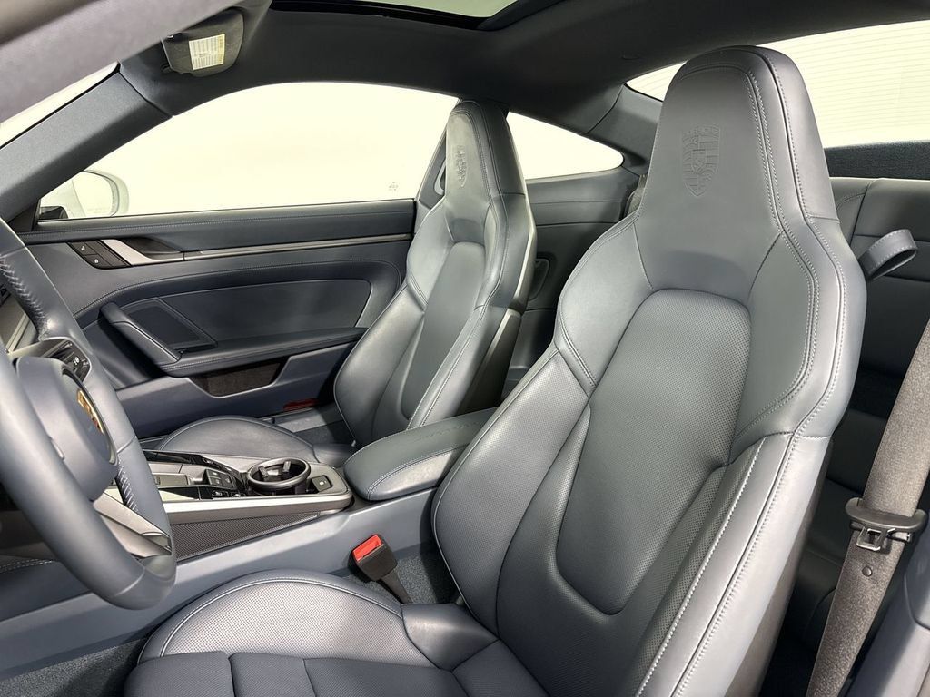 Certified 2024 Porsche 911 Carrera 4S AWD/4WD image 5