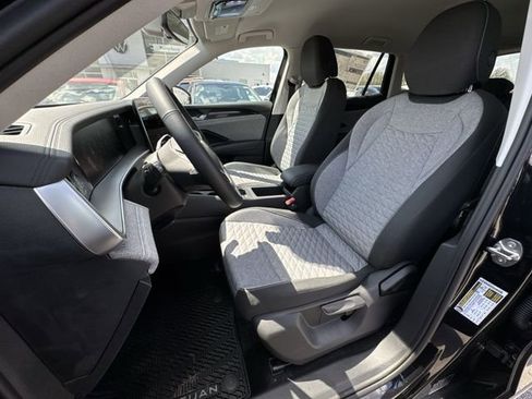 New 2026 Volkswagen Tiguan S FWD image 18