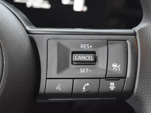 Used 2025 Nissan Kicks S AWD/4WD image 22
