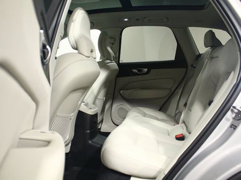 Used 2024 Volvo XC60 T8 Plus w/ Climate Package image 30