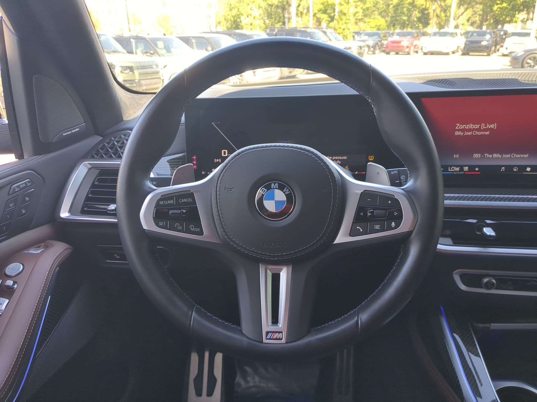 Used 2025 BMW X7 M60i AWD/4WD image 15