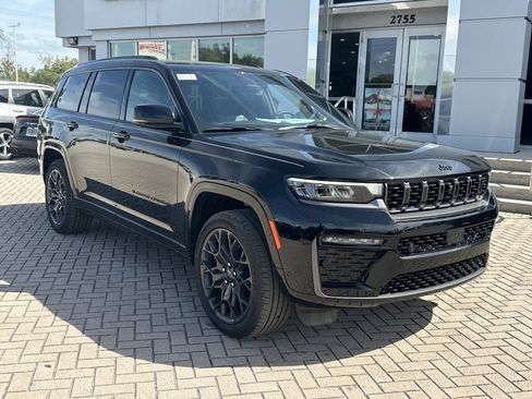 New 2026 Jeep Grand Cherokee L Summit w/ Obsidian Package image 5