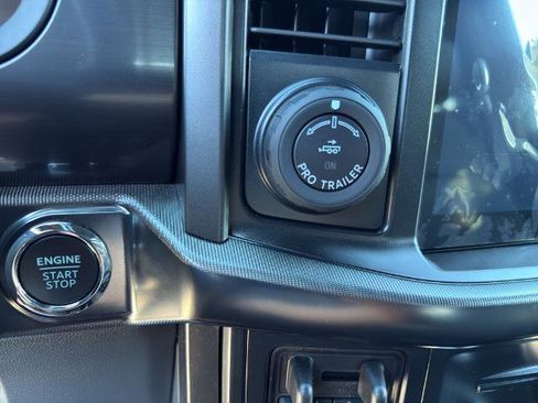 New 2025 Ford F150 Lariat w/ Equipment Group 501A Mid image 16