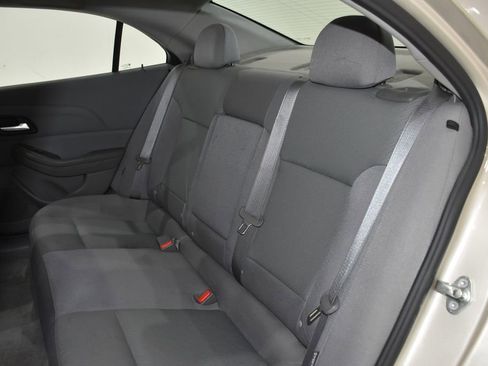 Used 2015 Chevrolet Malibu LS image 22