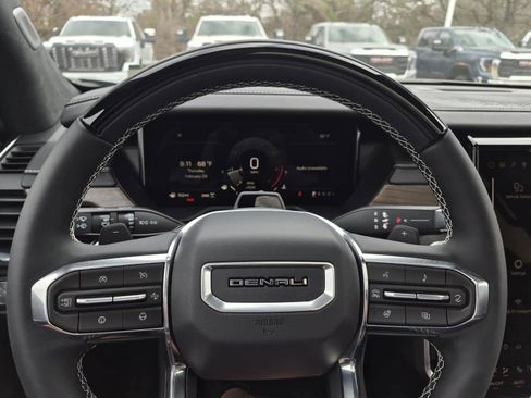 New 2026 GMC Acadia Denali Ultimate w/ LPO, Floor Liner Package image 19