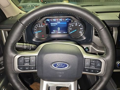 Used 2024 Ford Expedition Max XLT image 41