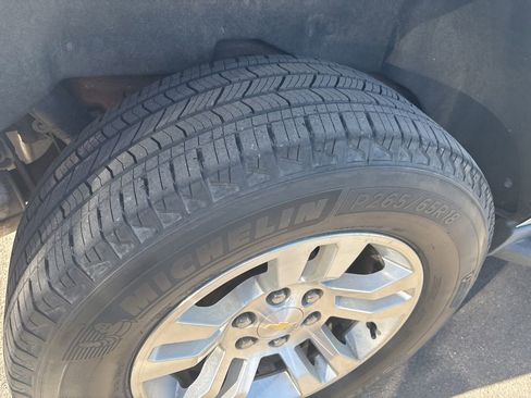 Used 2018 Chevrolet Tahoe LT AWD/4WD image 6