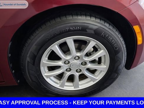 Used 2020 Chrysler Voyager LX FWD image 22