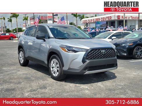 Used 2024 Toyota Corolla Cross L FWD image 1