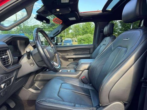 Used 2022 Ford Expedition Max Platinum AWD/4WD image 16