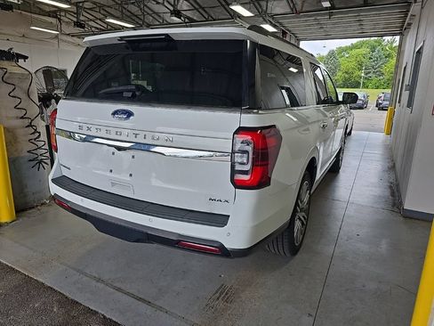 Certified 2024 Ford Expedition Max Limited AWD/4WD image 4