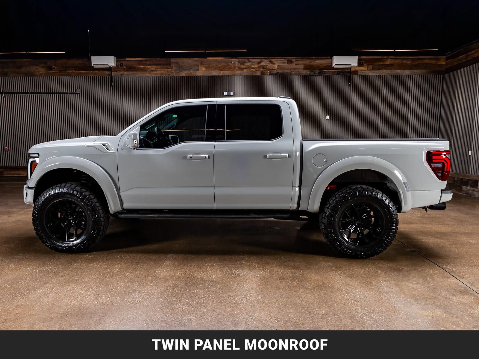 Used 2026 Ford F150 Raptor AWD/4WD image 6