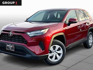 New 2025 Toyota RAV4 LE video 1