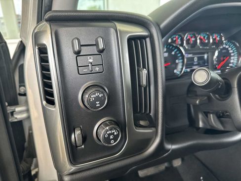 Certified 2018 Chevrolet Silverado 1500 LT w/ All Star Edition AWD/4WD image 28