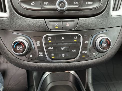 Used 2023 Chevrolet Malibu LT w/ LPO, Floor Liner Package FWD image 17