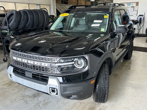 Used 2025 Ford Bronco Sport Badlands w/ Badlands Tech Package AWD/4WD image 5
