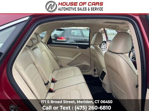 Used 2017 Volkswagen Passat 1.8T SE image 22