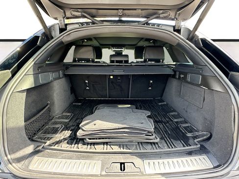 Used 2024 Land Rover Range Rover Velar Dynamic SE image 28