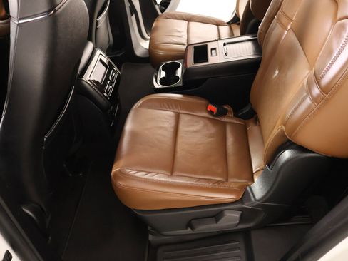 Used 2022 Lincoln Aviator Reserve w/ Equipment Group 201A AWD/4WD image 13