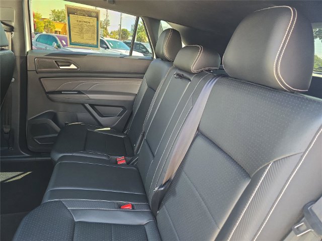 Used 2023 Volkswagen Atlas Cross Sport SEL AWD/4WD image 12
