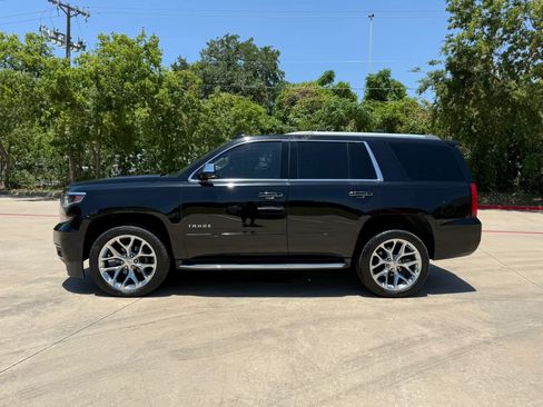 Used 2017 Chevrolet Tahoe Premier AWD/4WD image 3